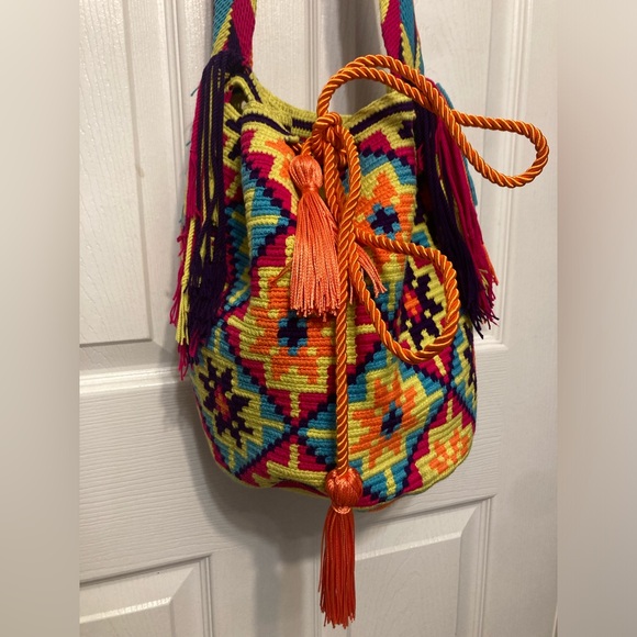 Medium Wayuu crochet bag - Picture 3 of 6